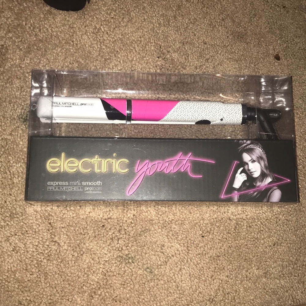 Paul Mitchell Limited Edition Straightener